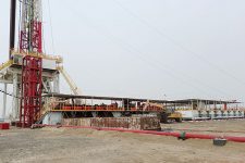 新疆9000米钻井钻机固控系统石油钻机固控系统